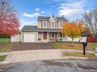 107 Chelsea Ct, Perkasie, PA 18944