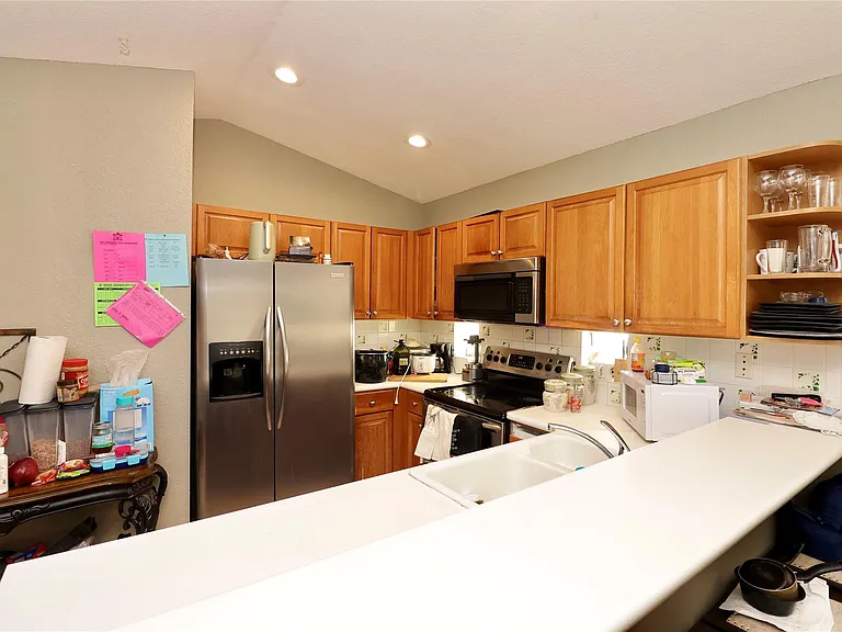 6602 Geneva St — Photo 20
