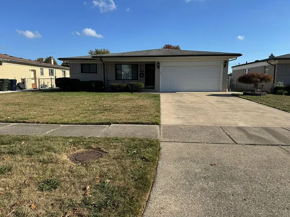 34528 Hawke Dr, Sterling Heights, MI 48310