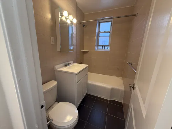 143-54 Sanford Avenue #1, photo 5