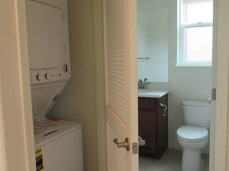 3169 Village Plaza Dr — Photo 18