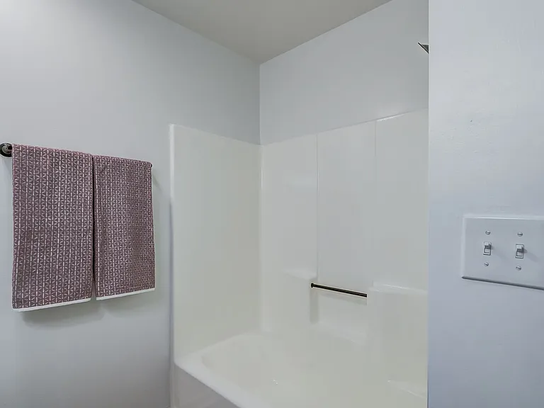 1453 Avon St — Photo 15