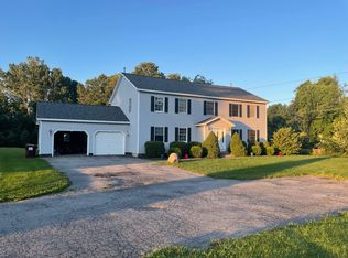 371 Farm To Market Rd #A, Clifton Park, NY 12065