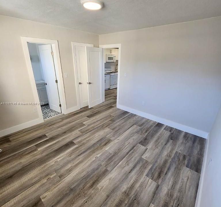 2nd image of 25 W 6th St #20