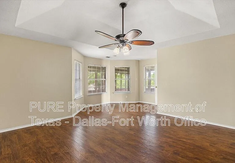 3905 Frisco Cir — Photo 3