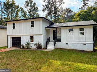 9148 Homewood Dr, Riverdale, GA