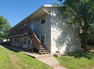 1112 Liberty St APT 6, La Crosse, WI 54603