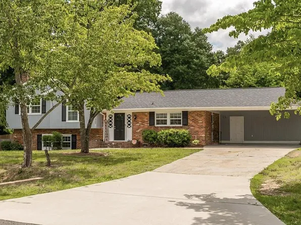 1700 W Laporte Dr, Charlotte, NC 28216