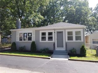134 John St, Warwick, RI 02889