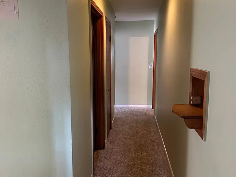 708 E Airline Rd — Photo 14