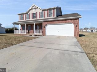 1974 Storms Store Rd, New Oxford, PA 17350