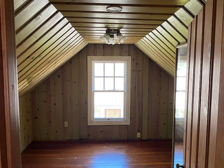 Upstairs office with all fir floors.
