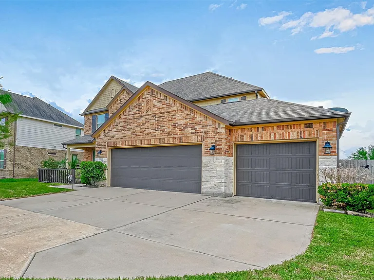 9526 Bonbrook Bend Ln — Photo 4