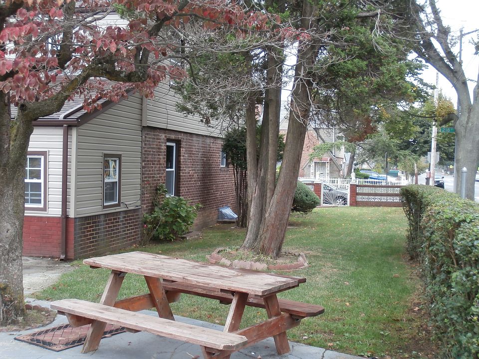2nd image of 11558 218th St