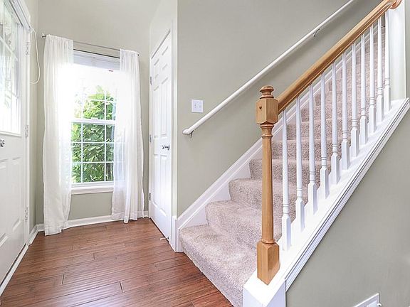 5th image of 1444 Kendal Dr