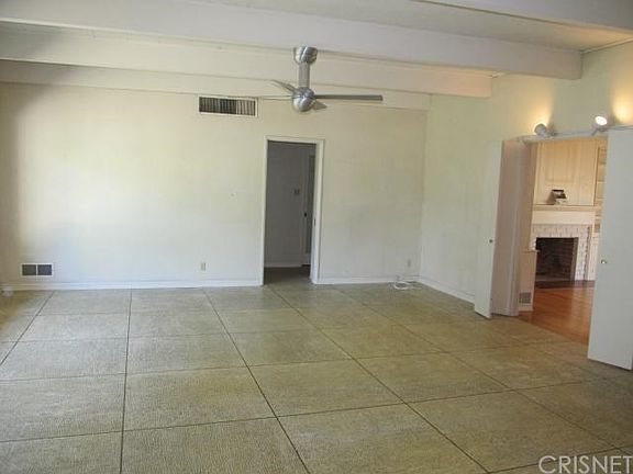 5th image of 5026 Odessa Ave