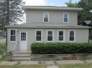 150 S Hudson St, Lowell, MI 49331