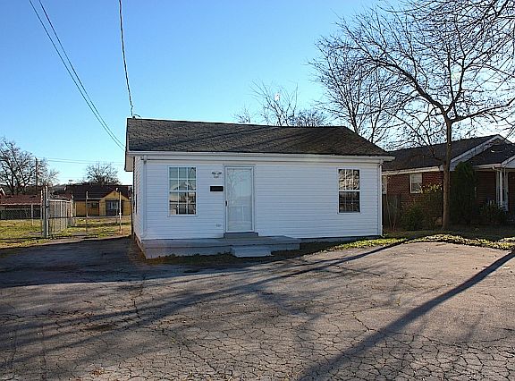 2nd image of 221 Connell St