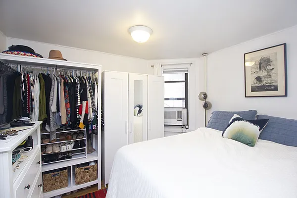 Rented by Jonis Realty | media 23