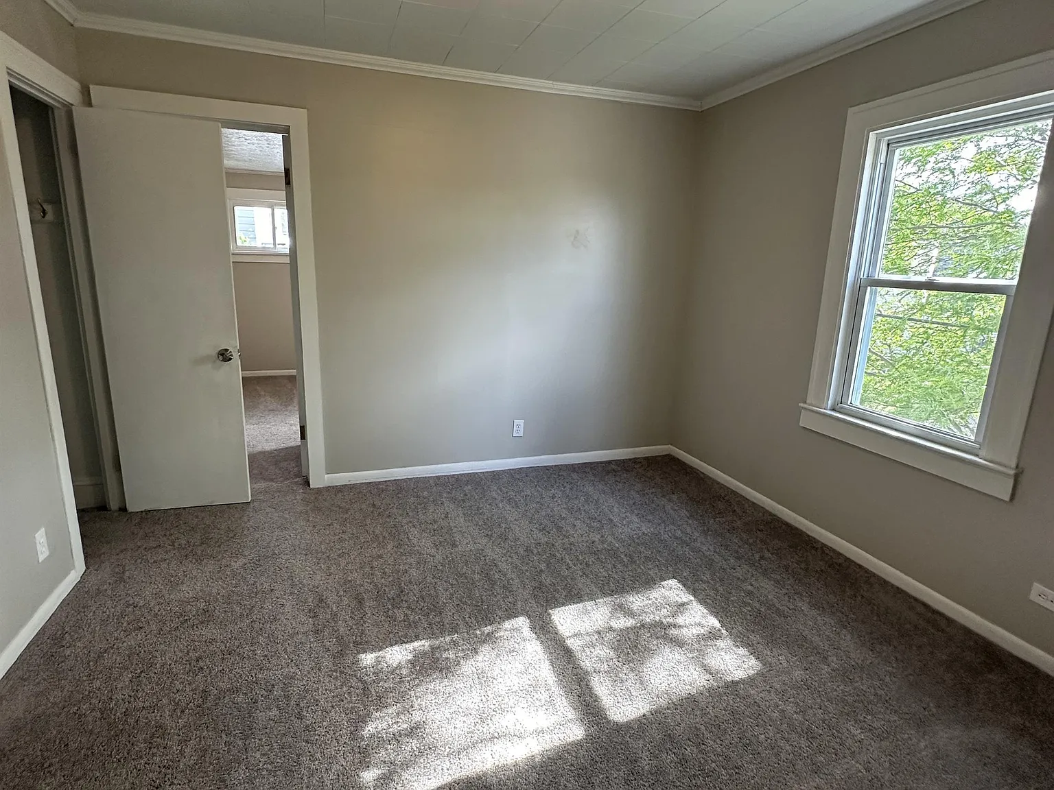 11021 Western Avenue - 1 — Photo 2