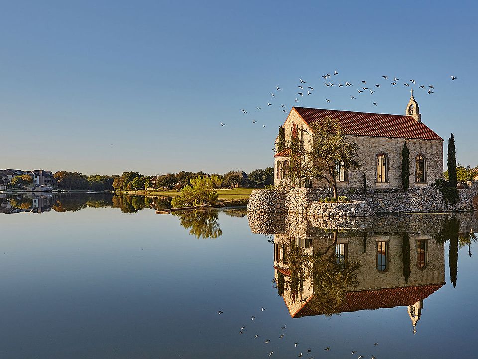 Imagine yourself walking along the cobblestone streets of a quaint European hamlet. Modeled after a fishing village in Croatia, Adriatica Village is just that place. It's like stepping into another w