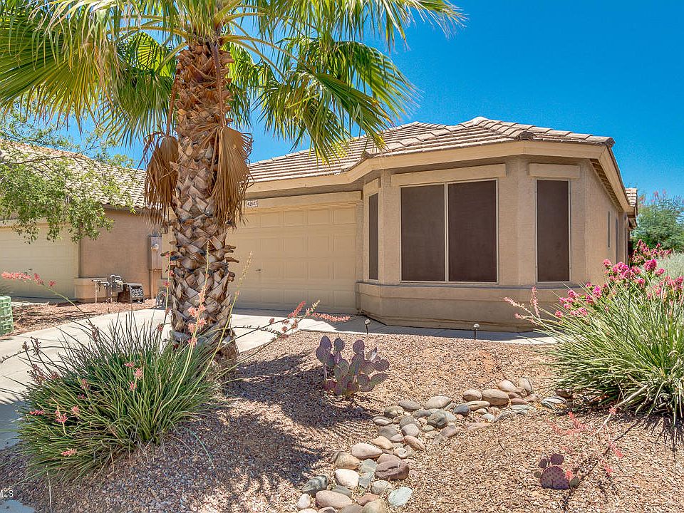 1st image of 42647 W Sunland Dr