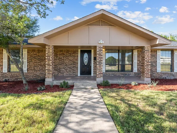 150 Sandlin Ct, Springtown, TX 76082