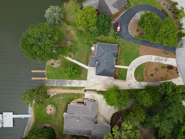 162 Mohican Dr, Pell City, AL 35128