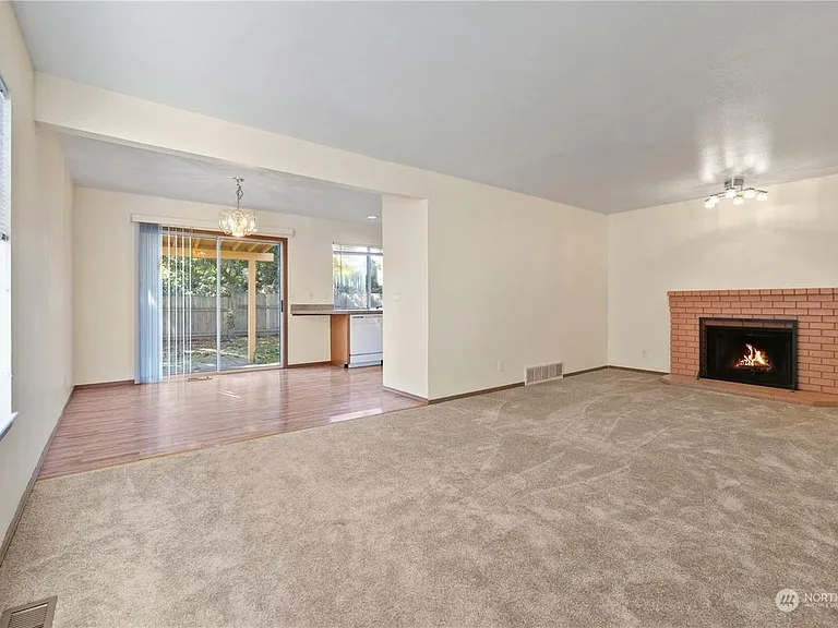 912 137th St SW — Photo 5