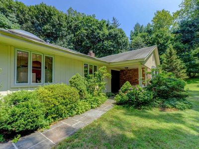 22 Woodland Dr, Sands Point, NY, 11050