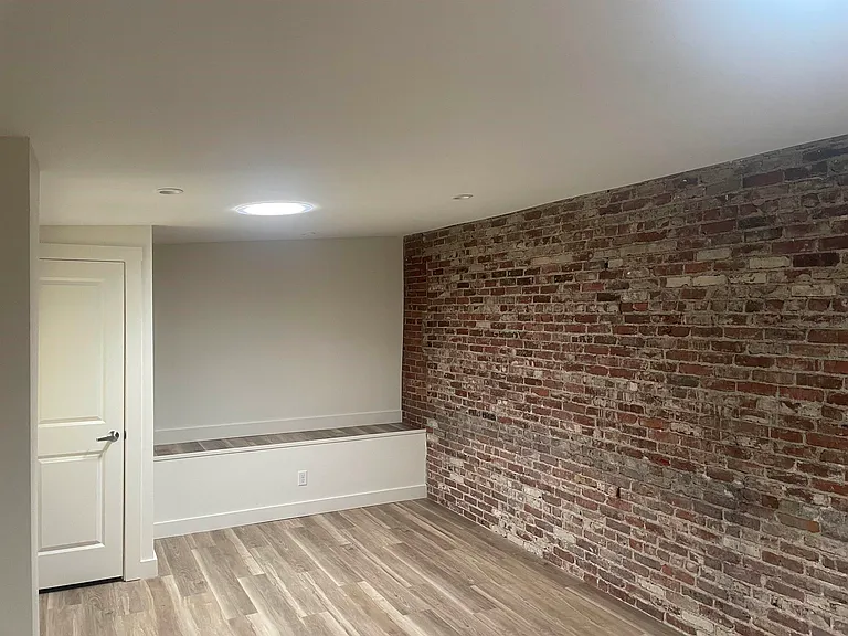 22 S Main St #202 — Photo 23