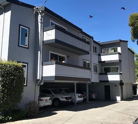 2nd image of 828 El Camino Real APT 8