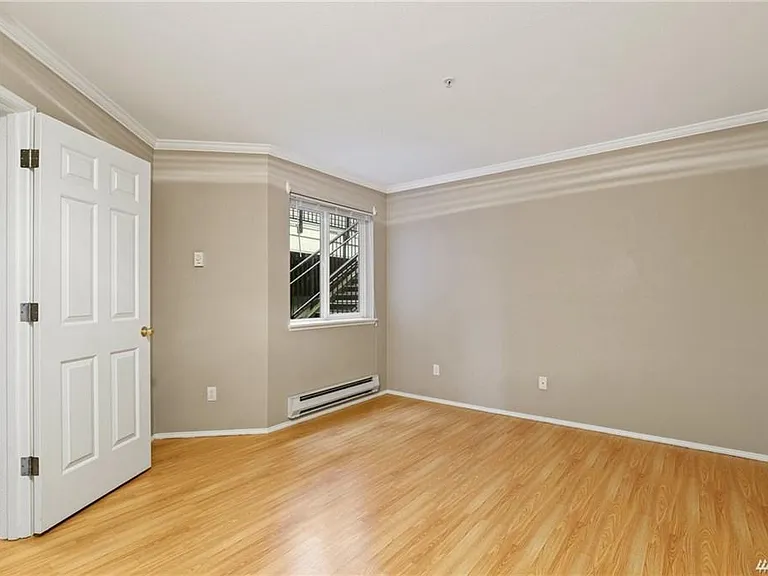 5000 NW Village Park Dr #B114 — Photo 12