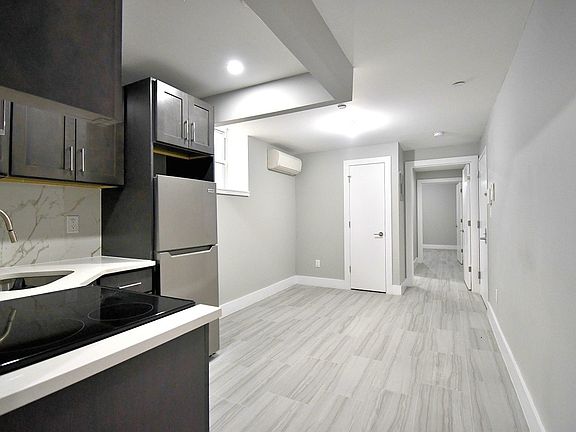 2nd image of 1331 Findlay Ave #1