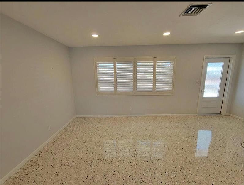 1st image of 148 Gregory Pl