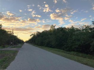 5245 Cherry Wood Dr, Naples, FL 34119