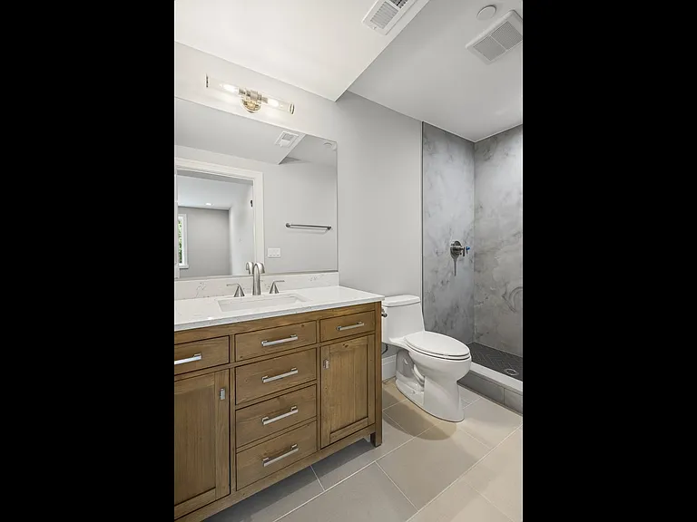 1036 Lake St #3S — Photo 22