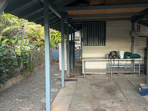 5th image of 718 Kalolina Pl #A