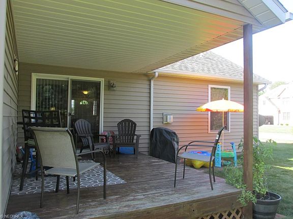 4th image of 1438 W Chester Dr