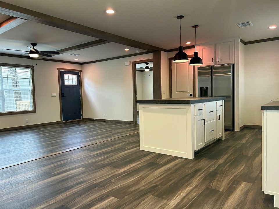 2nd image of 1118 N Plaza East Blvd #362