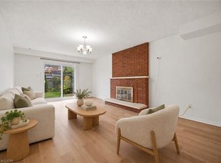 4200 Greybrook Cres, Mississauga, ON L4W 3G6
