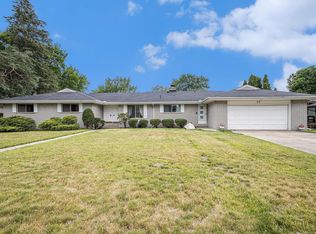 33 W Breitmeyer Pl, Mount Clemens, MI 48043