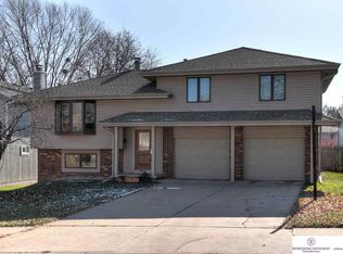 15939 Frances Cir, Omaha, NE 68130