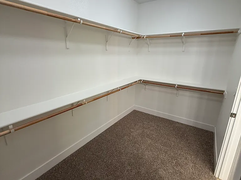 6684 E Farrin Ave — Photo 12