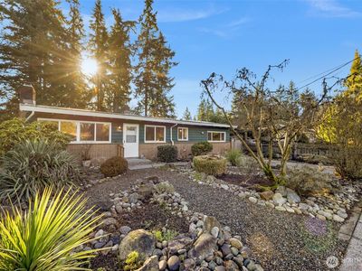 1909 N 192nd Street, Seattle, WA, 98133