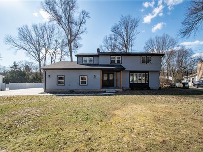 7654 E Parkside Dr, Youngstown, OH, 44512