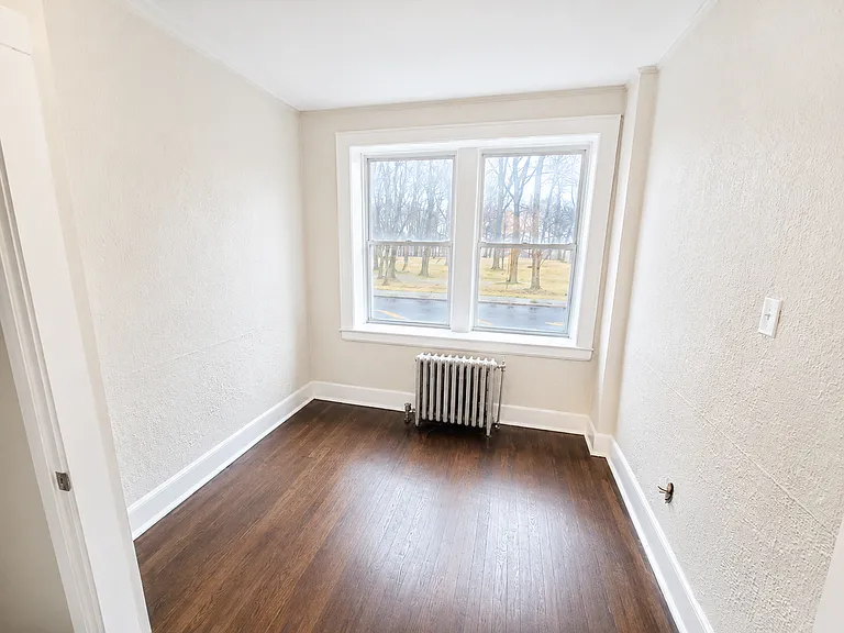 691 Elizabeth Ave #61 — Photo 7