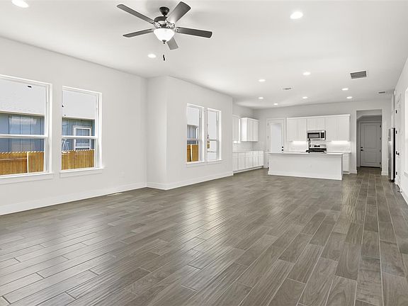 4th image of 8808 Apogee Blvd