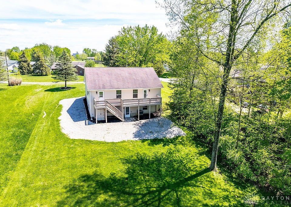 569 Lakengren Dr, Eaton, OH 45320 | Zillow