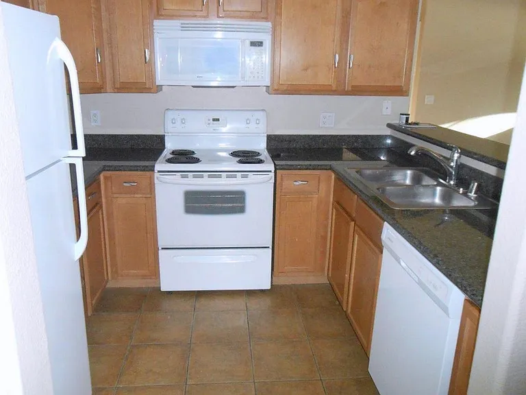9325 W Desert Inn Rd #132 — Photo 7